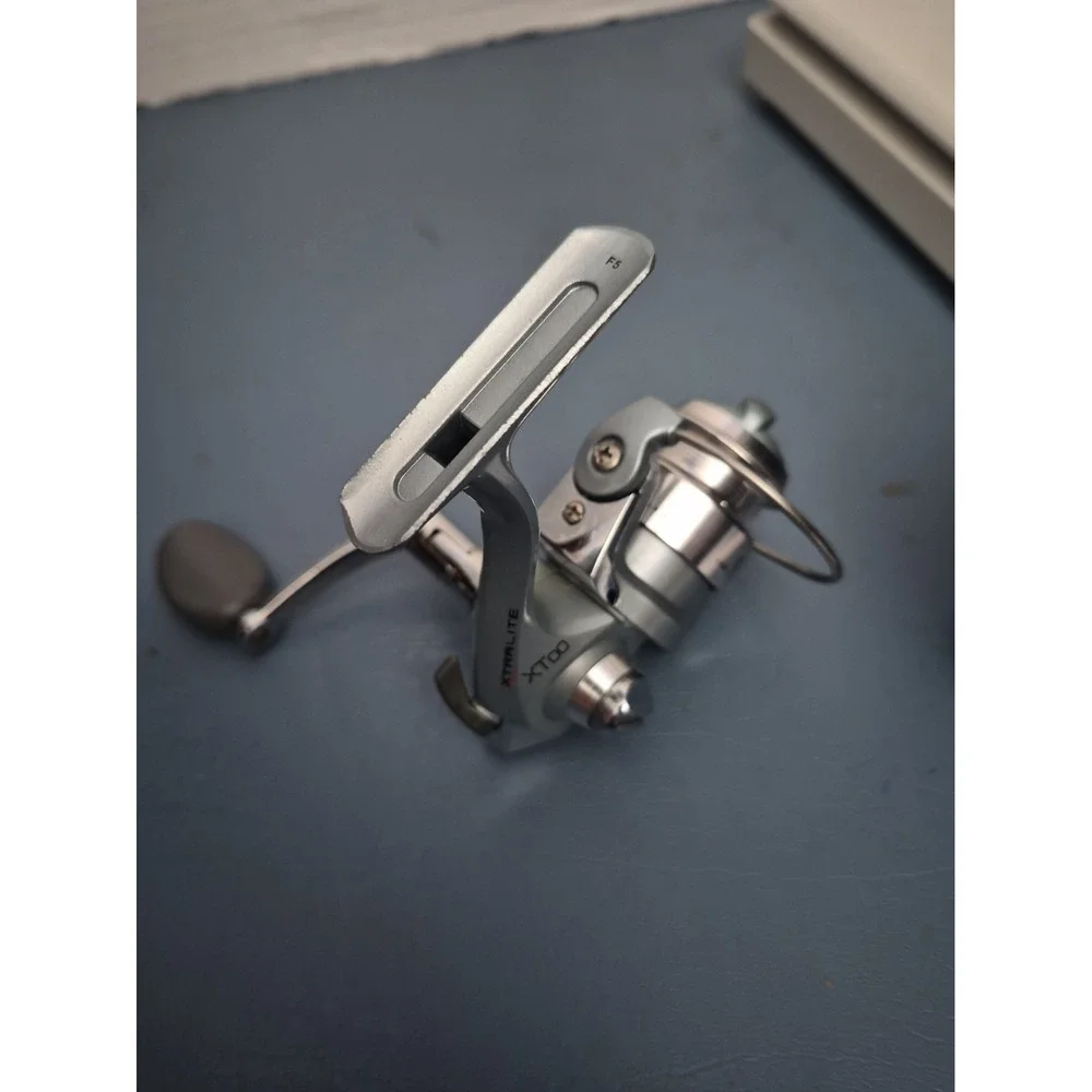 Quantum XT 00 Xtralite Fishing Spinning Reel